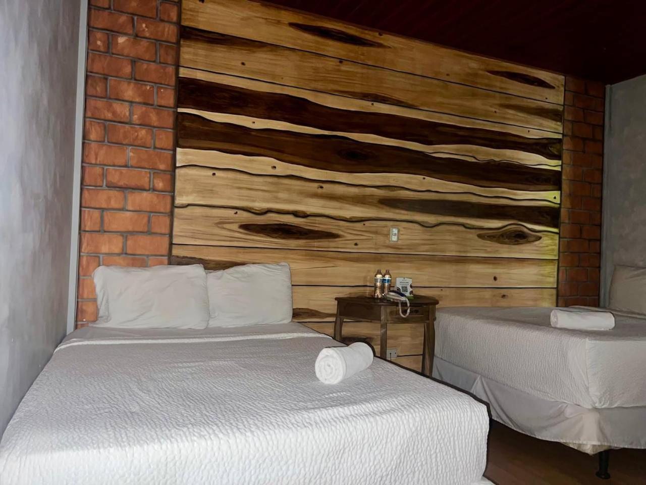 Argueta Hotel San Luis المظهر الخارجي الصورة